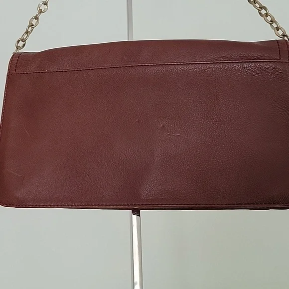 Banana Republic EUC Brown Maroon Chain Leather Shoulder Bag Clutch Flap Closure - Picture 4 of 14
